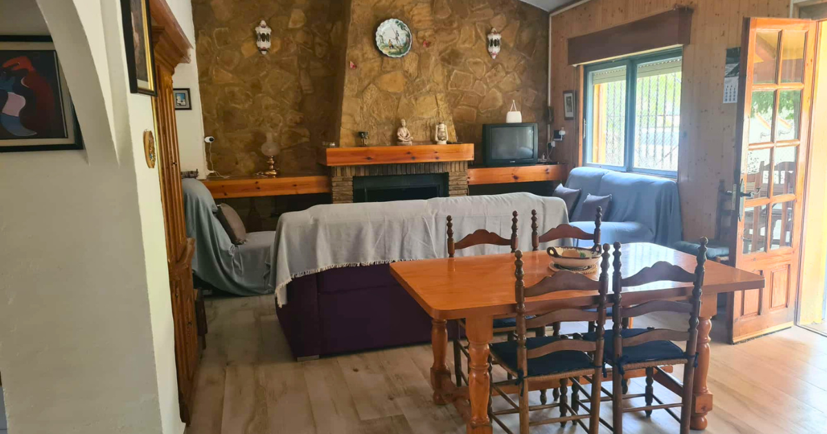 Venta de finca rústica en Confrides