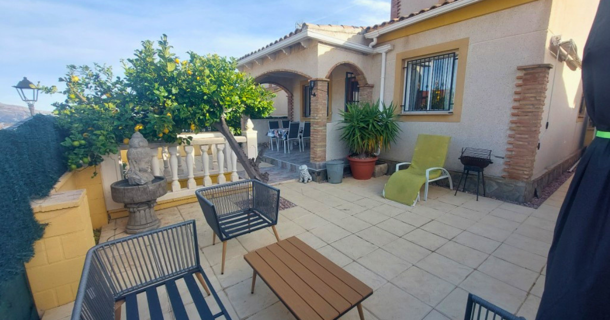 Venta de chalet en Polop