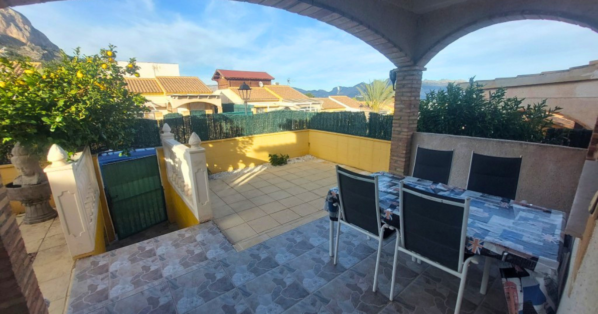 Venta de chalet en Polop