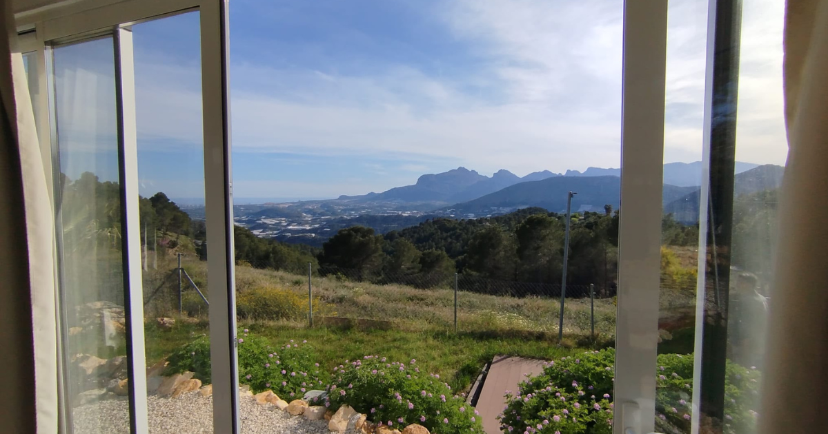 Venta de finca rústica en Bolulla