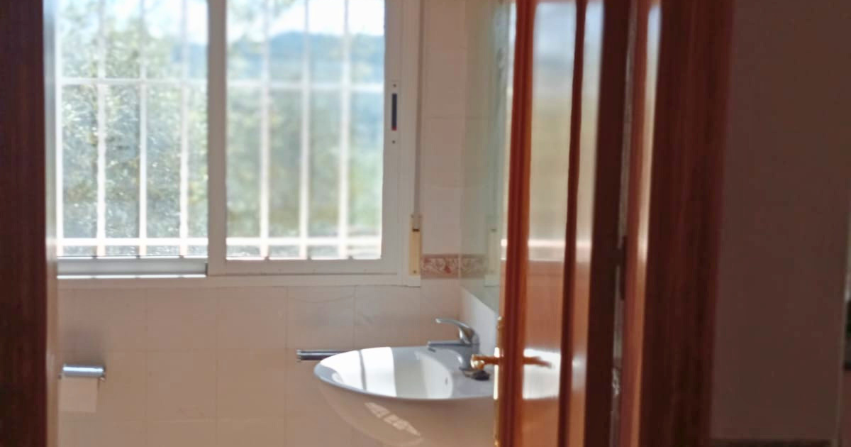 Venta de casa en Confrides