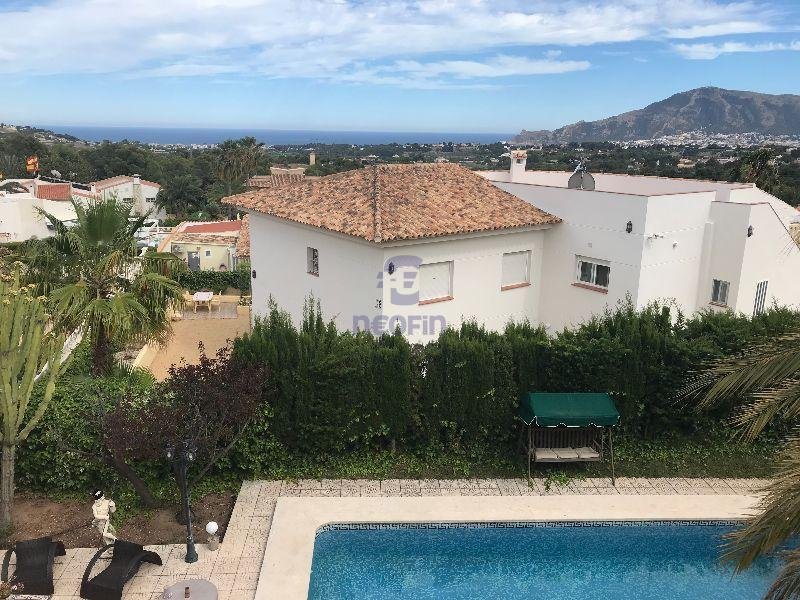 For sale of chalet in Benidorm