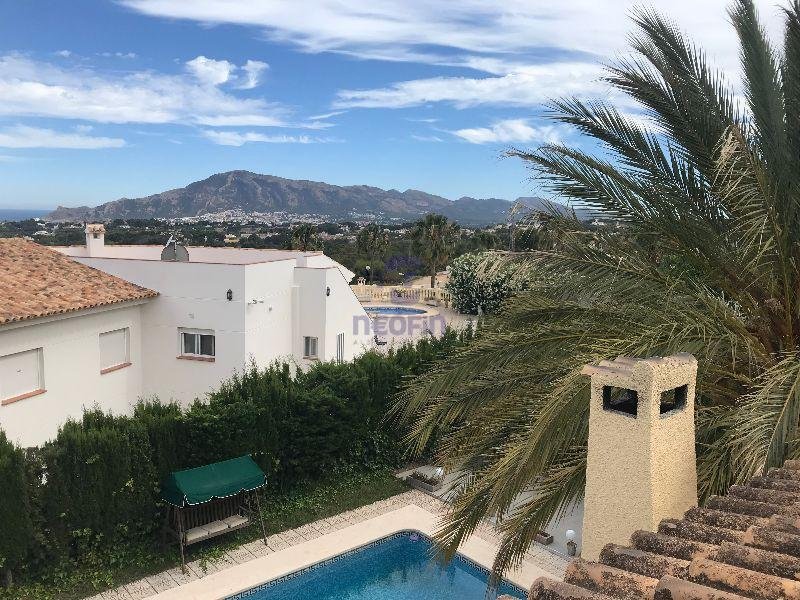 For sale of chalet in Benidorm