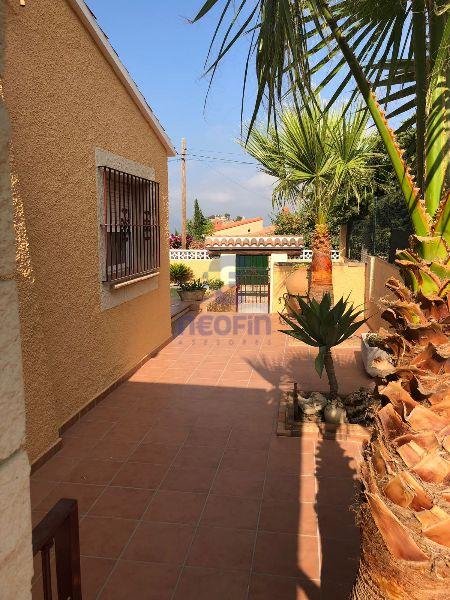 For sale of chalet in Polop