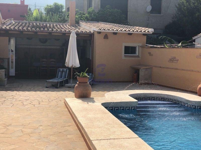 For sale of chalet in Polop