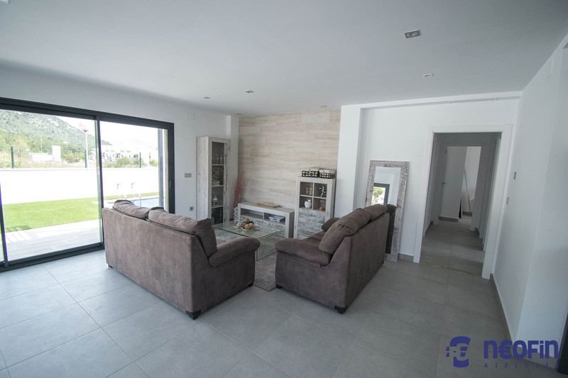 For sale of chalet in Polop