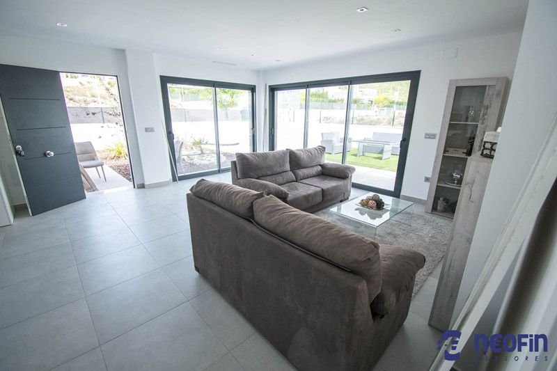 For sale of chalet in Polop