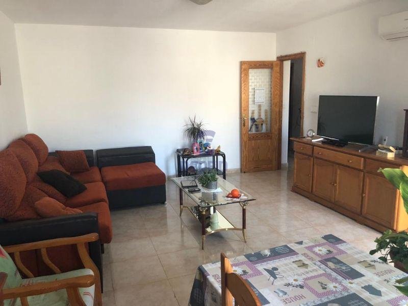 For sale of flat in Polop