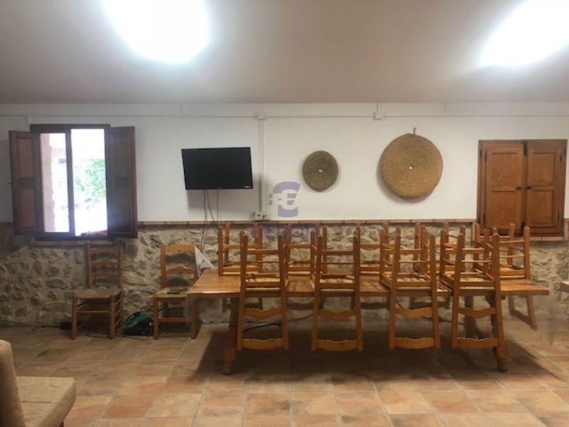For sale of rural property in Confrides