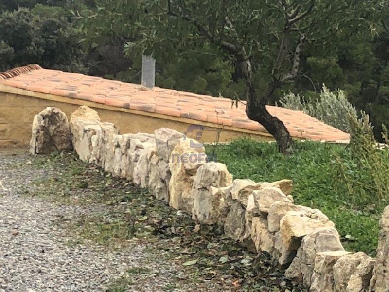 For sale of rural property in Confrides