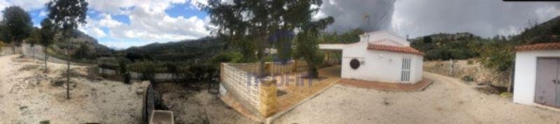 For sale of rural property in Confrides
