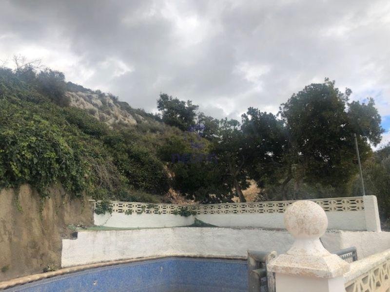 For sale of rural property in Confrides