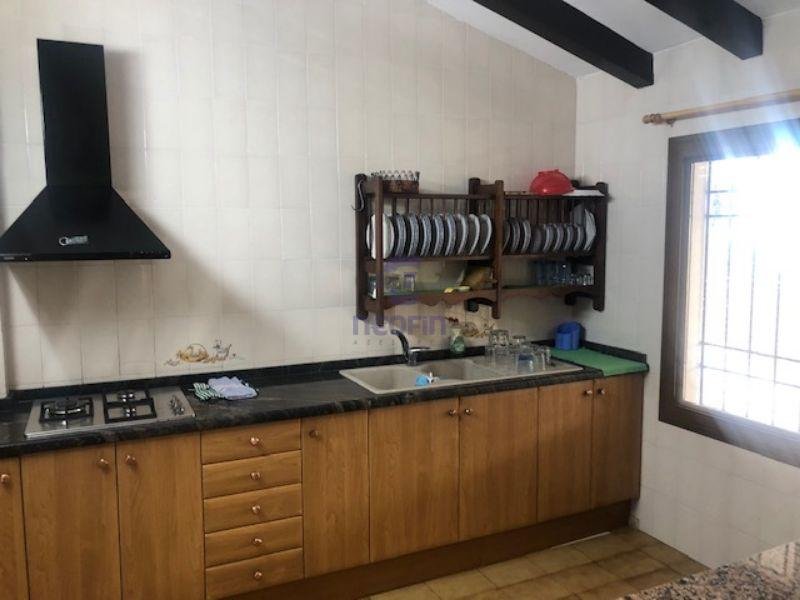 For sale of rural property in Confrides