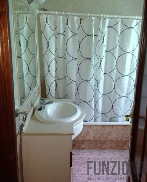 For sale of flat in Pontevedra