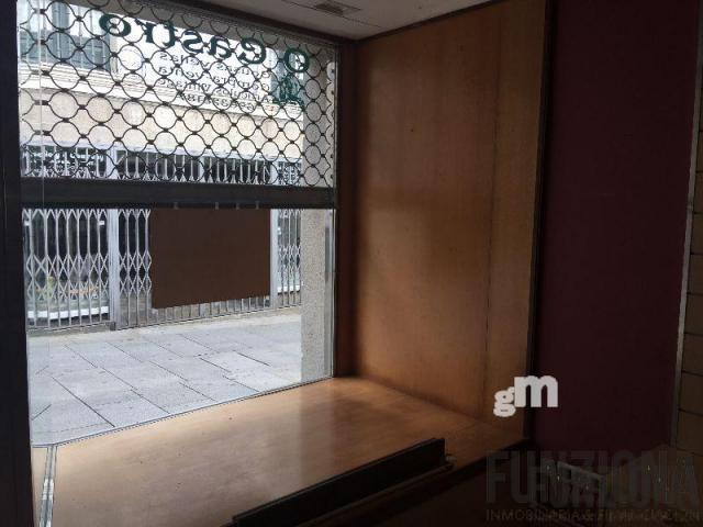 For rent of commercial in Pontevedra