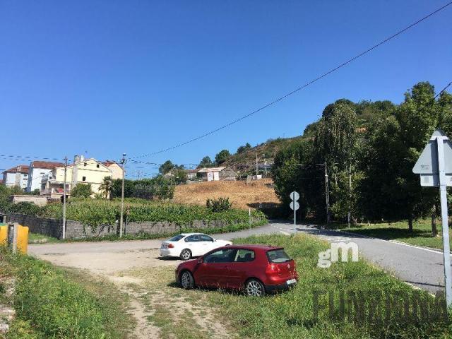 For sale of land in Pontevedra