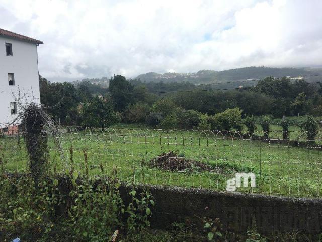 For sale of land in Pontevedra