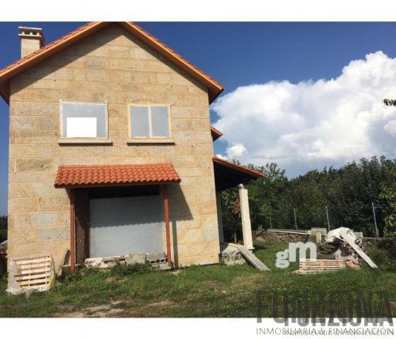 Venta de chalet en Pontevedra