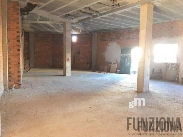 Venta de local comercial en Pontevedra