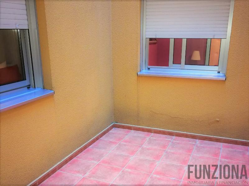 For sale of flat in Poio