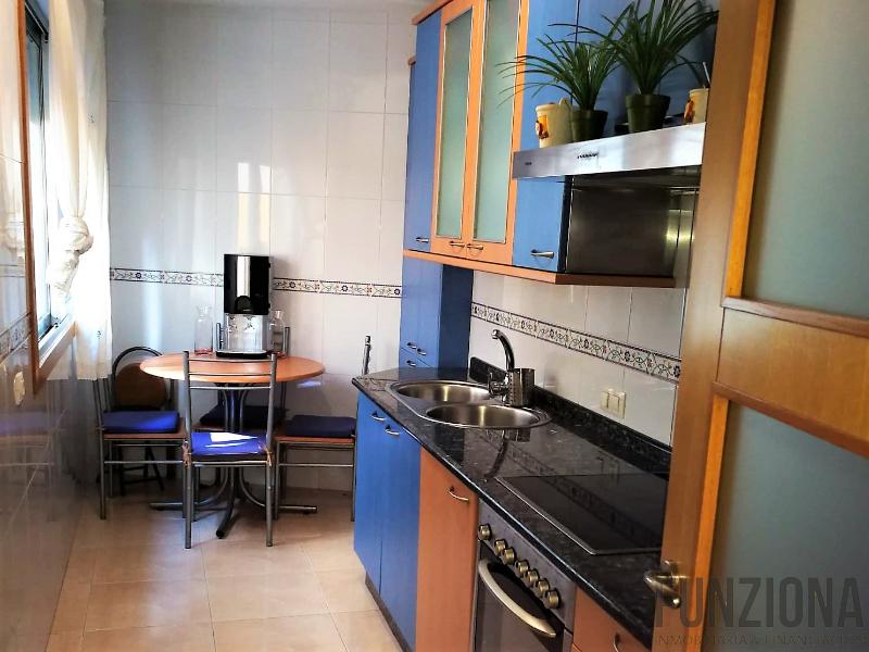 For sale of flat in Poio