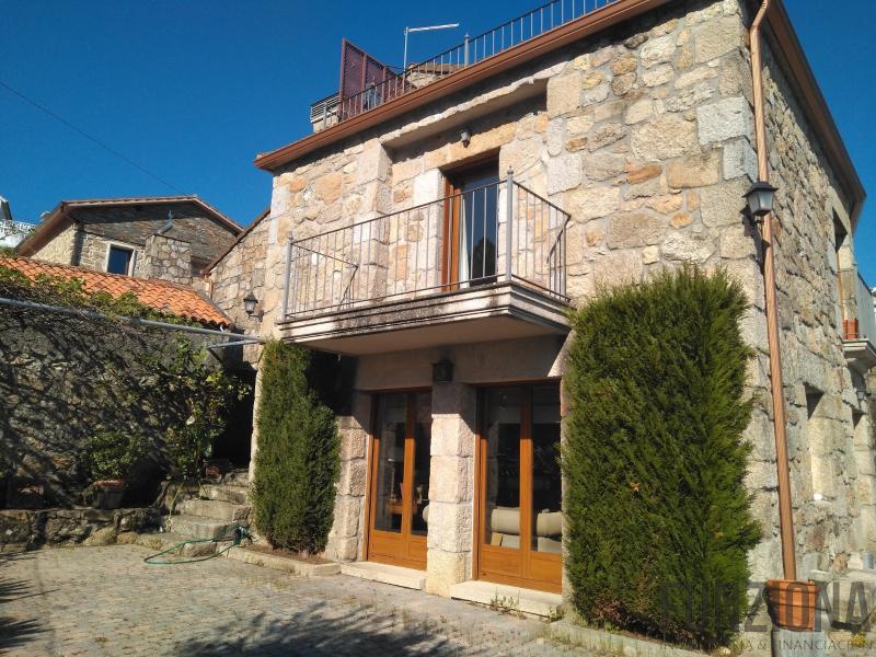For sale of house in Sanxenxo