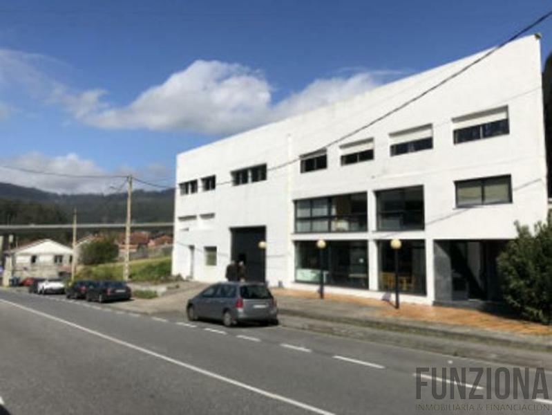 For rent of industrial plant/warehouse in Vilaboa