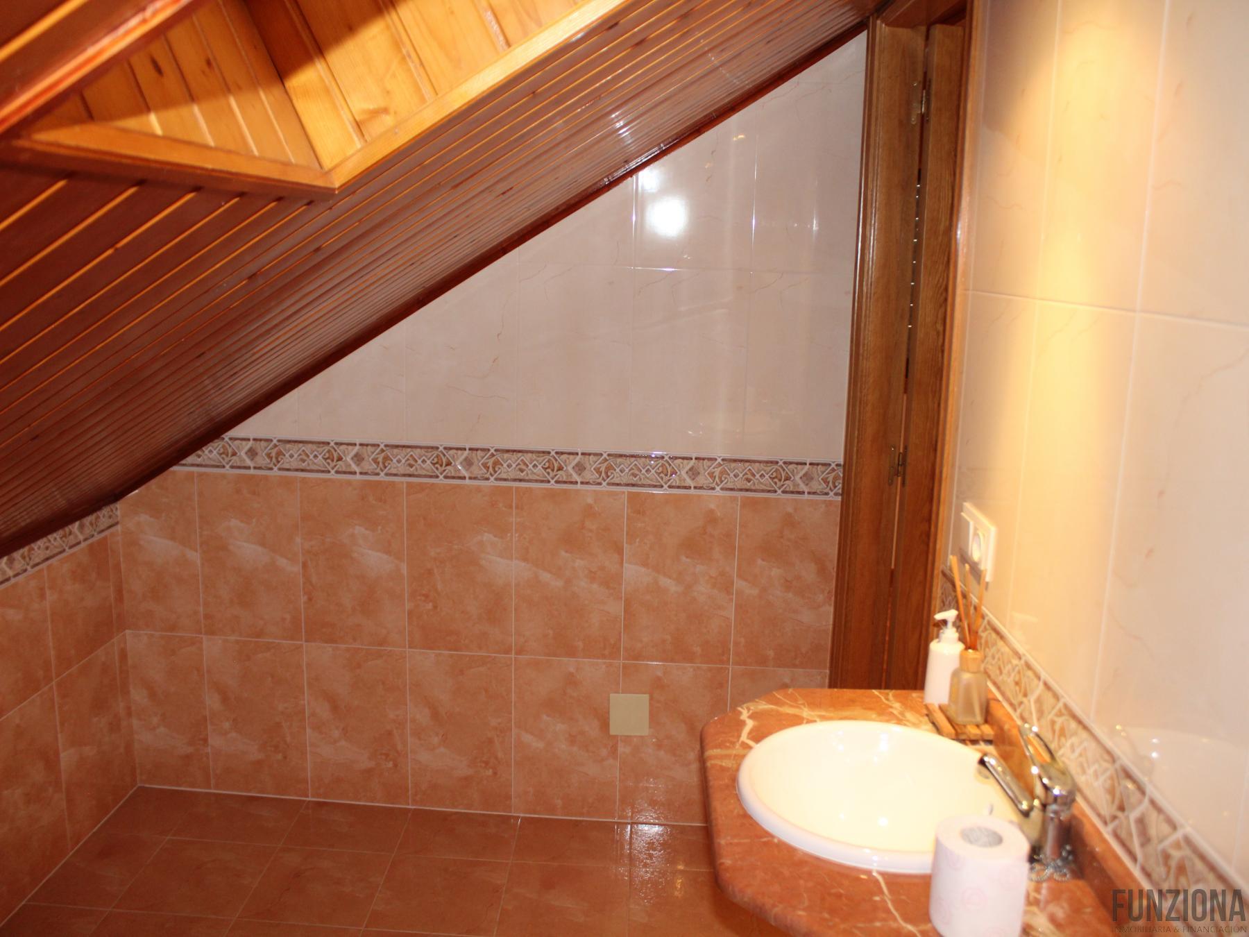 Venta de casa en Vilaboa