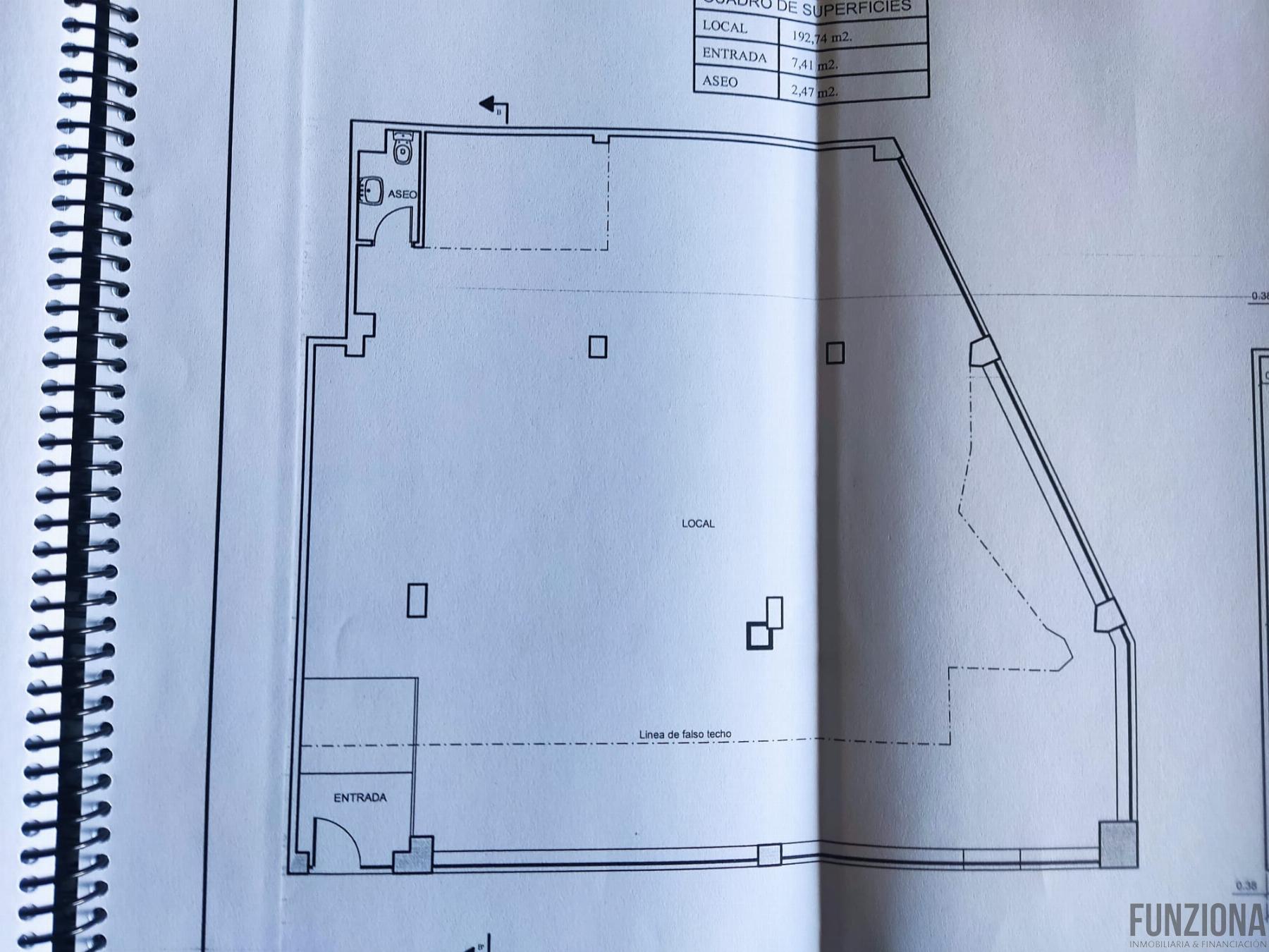 For rent of commercial in Pontevedra