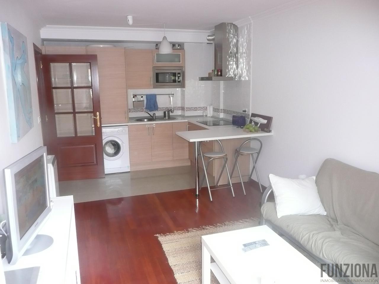 For sale of penthouse in Pontevedra