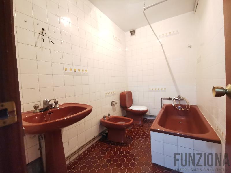 For sale of apartment in Pontevedra