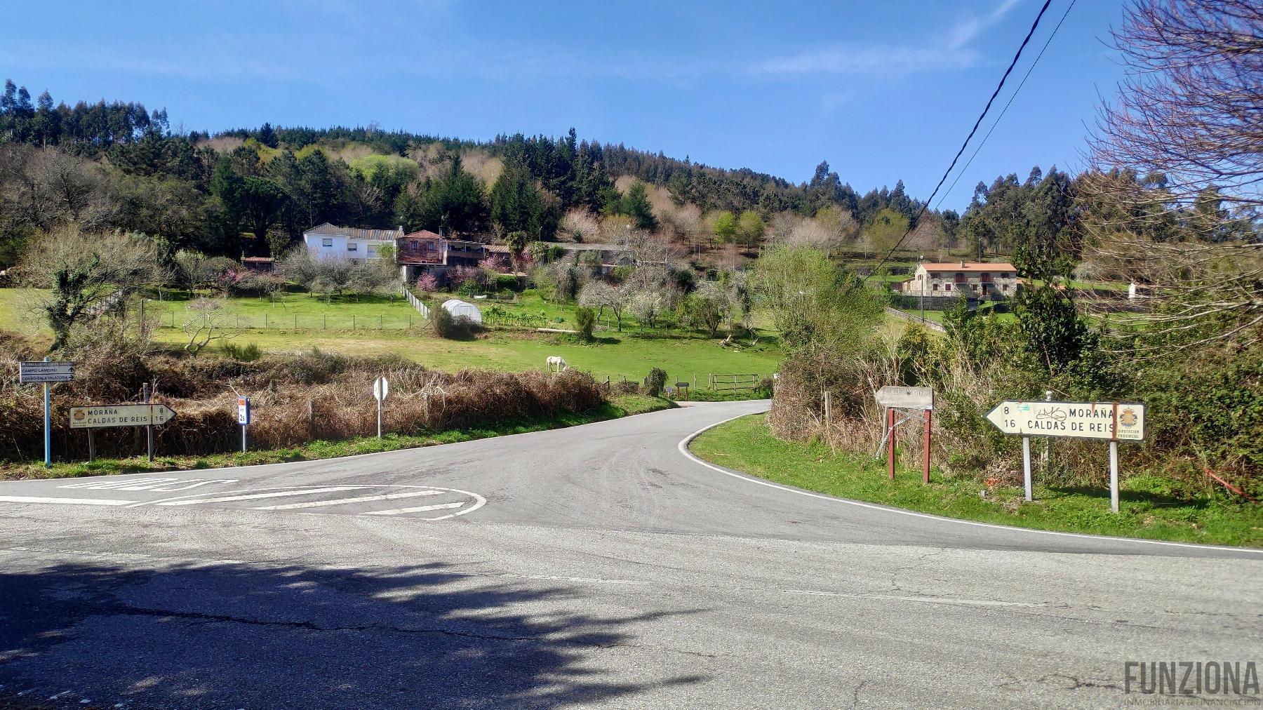 For sale of house in Campo Lameiro