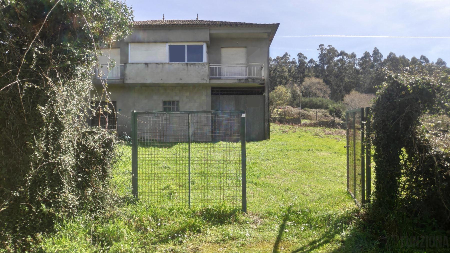 For sale of house in Campo Lameiro