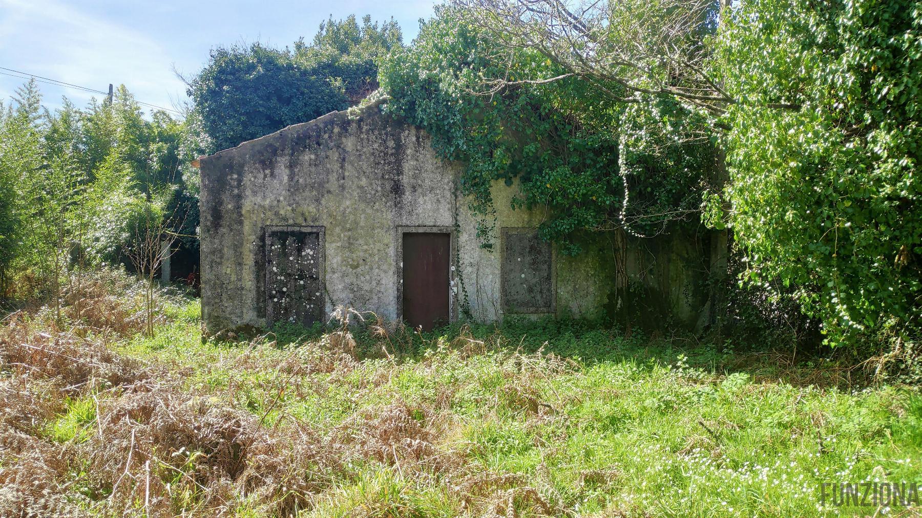 For sale of house in Campo Lameiro
