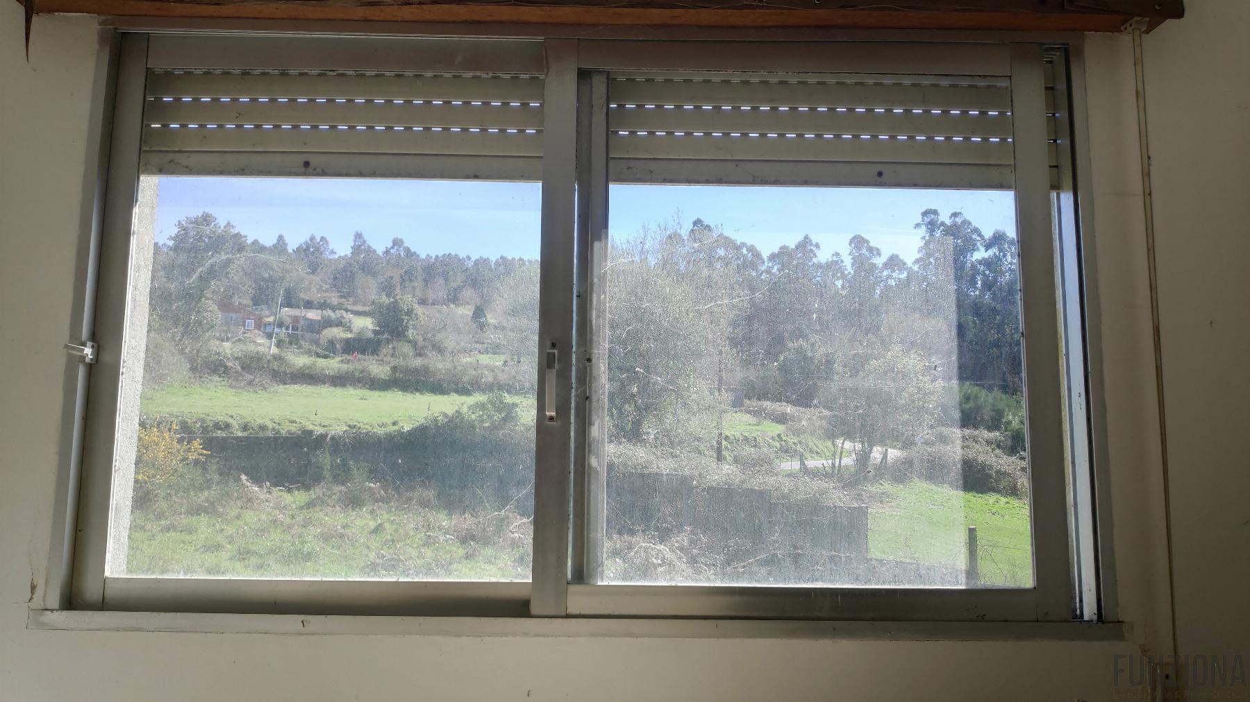 For sale of house in Campo Lameiro
