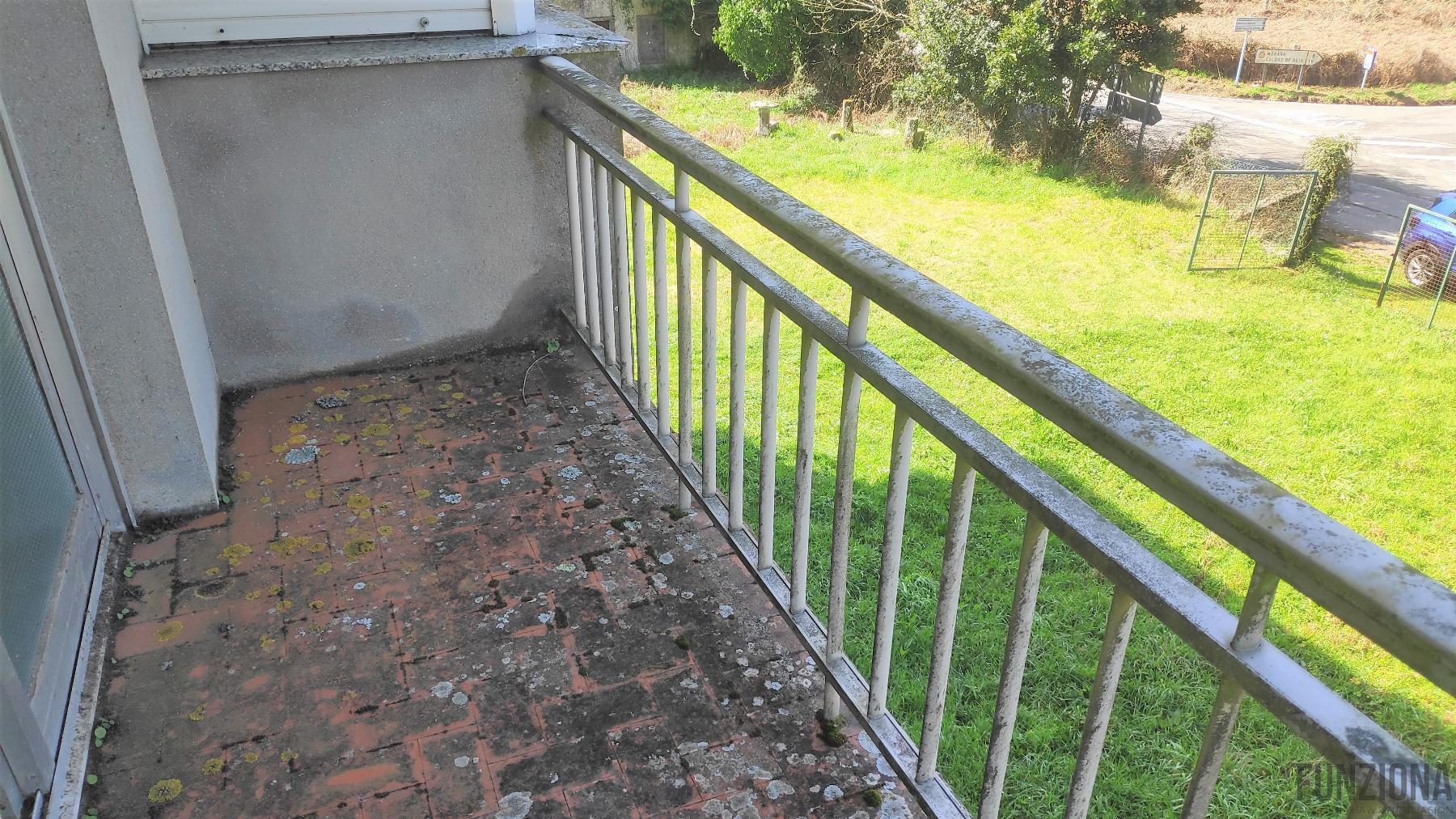 For sale of house in Campo Lameiro