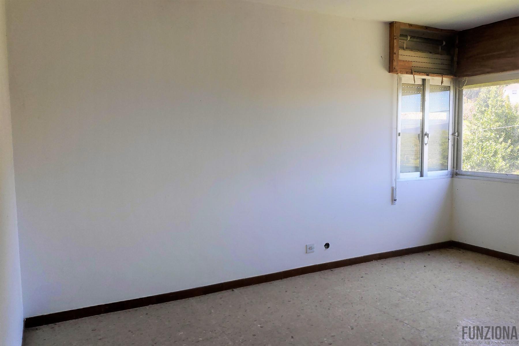 For sale of house in Campo Lameiro