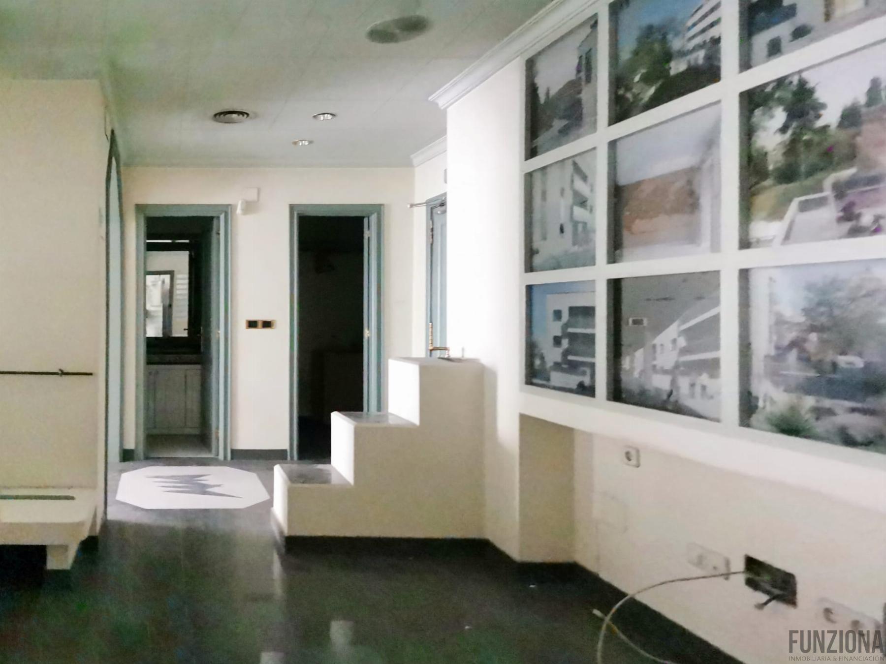 For rent of office in Pontevedra
