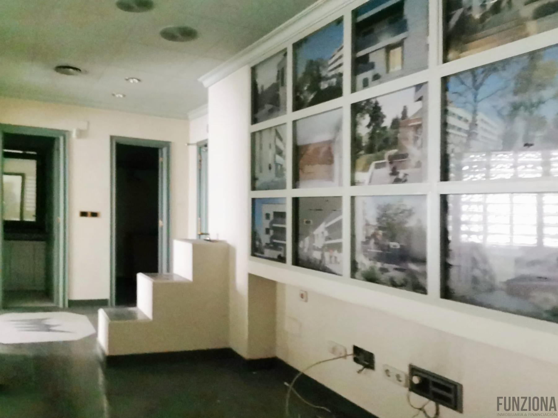 For rent of office in Pontevedra
