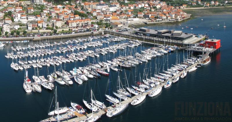 For sale of chalet in Pontevedra