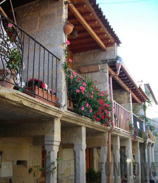 For sale of chalet in Pontevedra