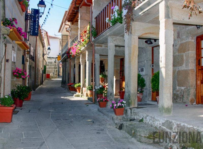 For sale of chalet in Pontevedra