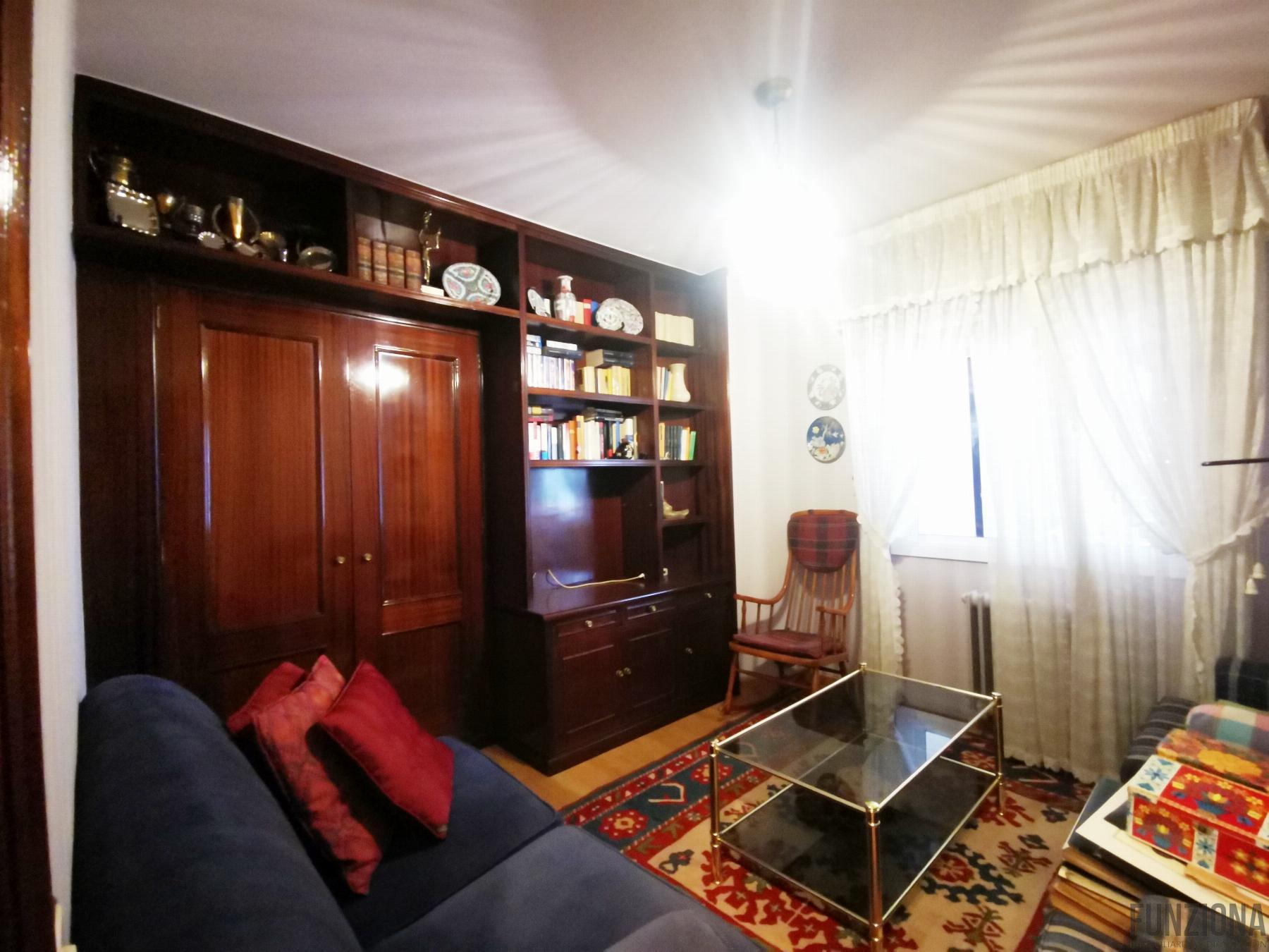 For sale of flat in Pontevedra