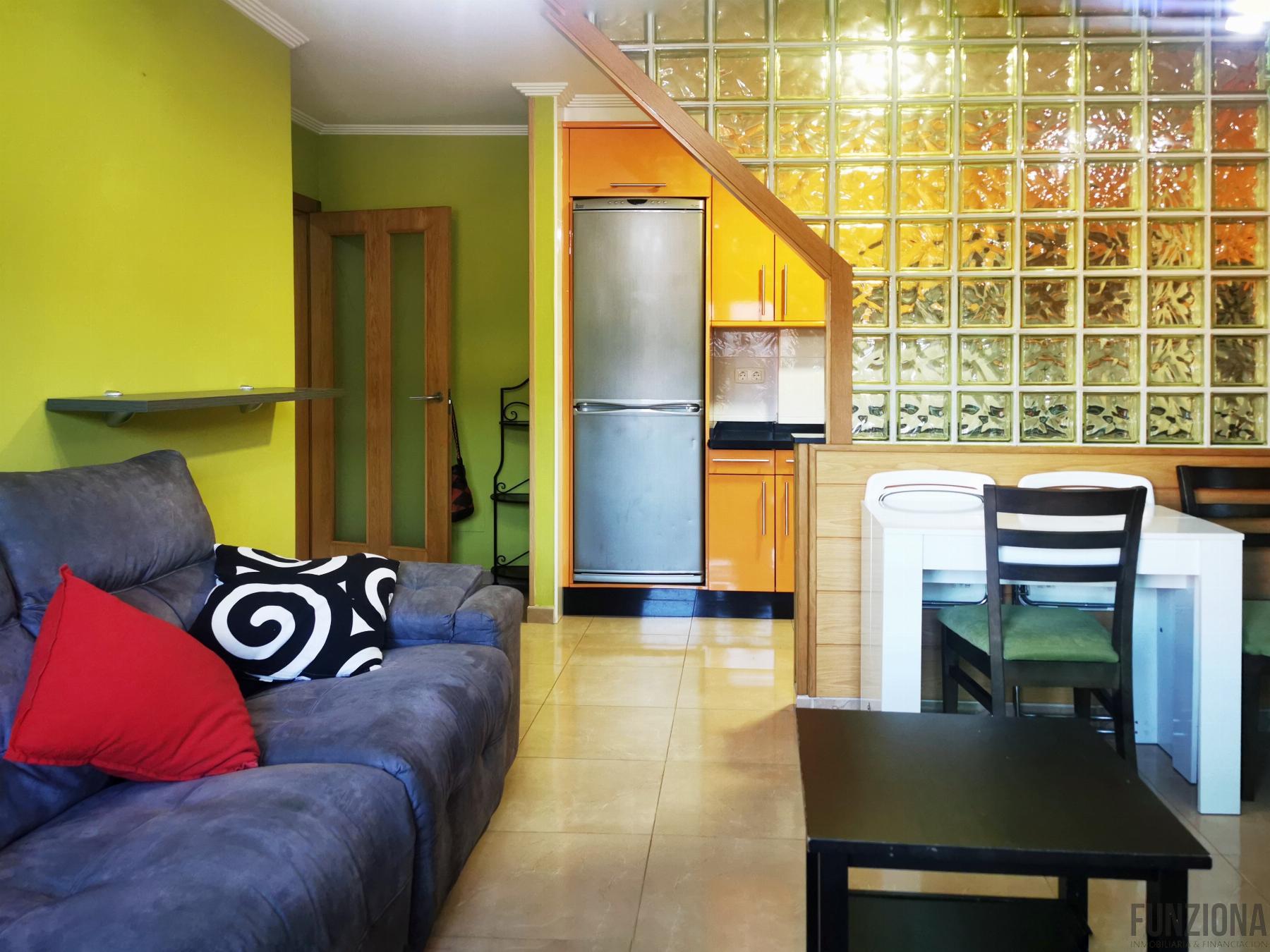 For sale of flat in Poio