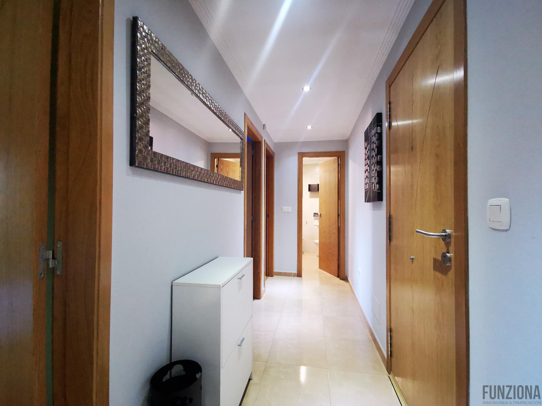 For sale of flat in Poio