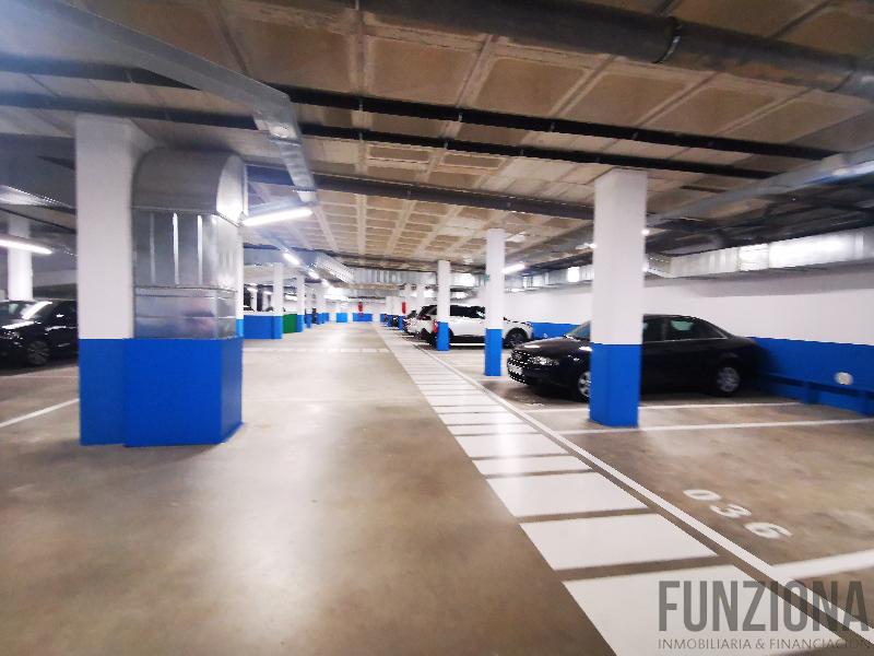 For rent of penthouse in Pontevedra