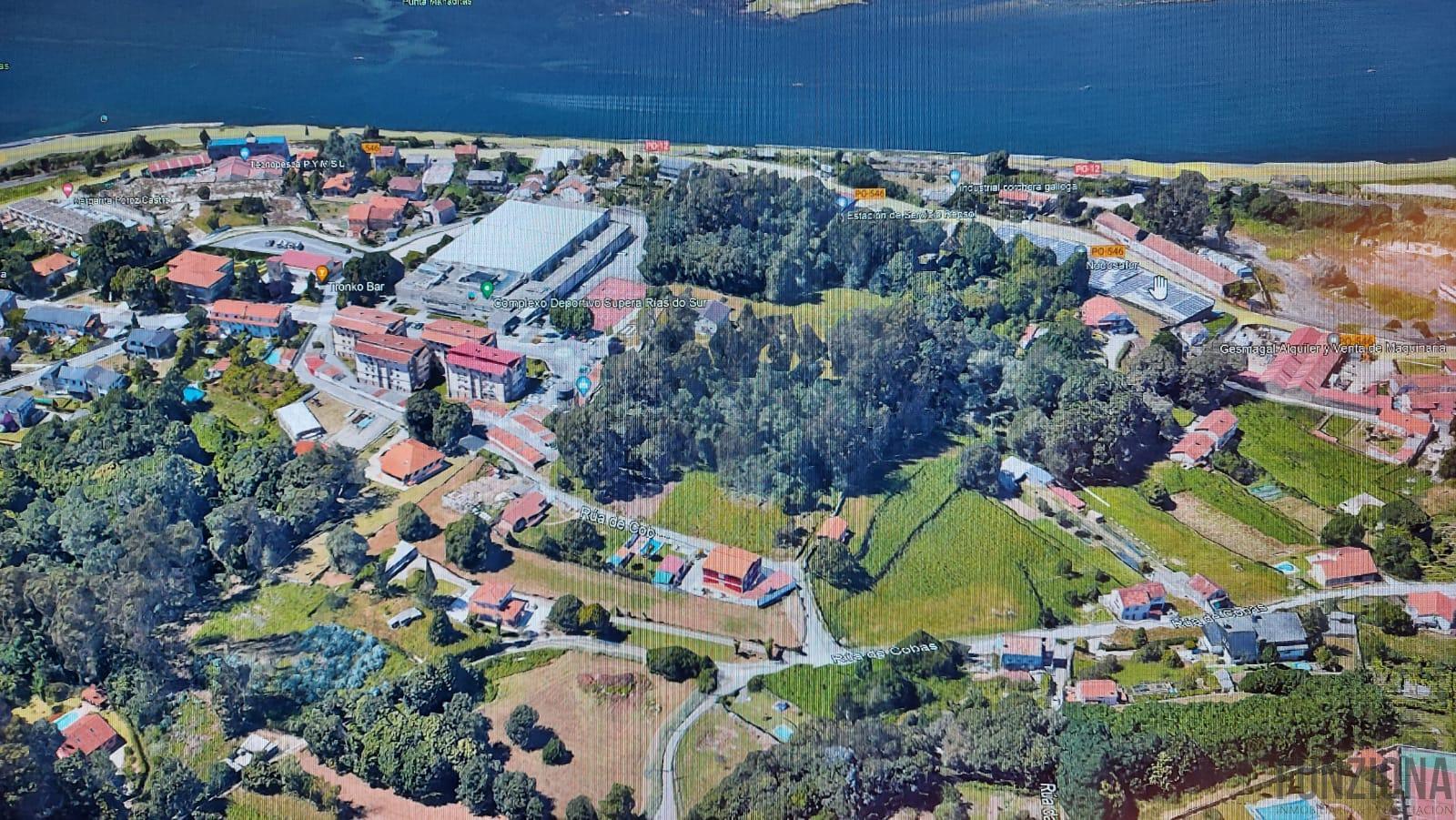 For sale of land in Pontevedra