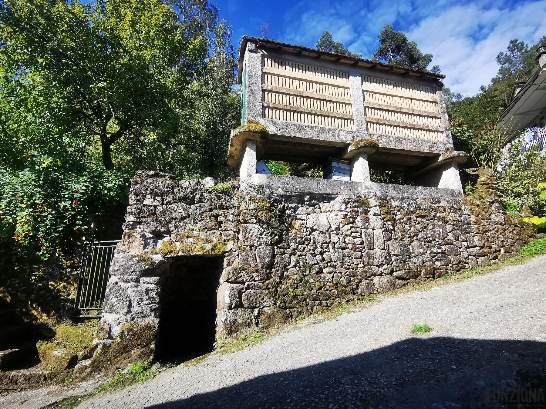 Venta de casa en Cerdedo