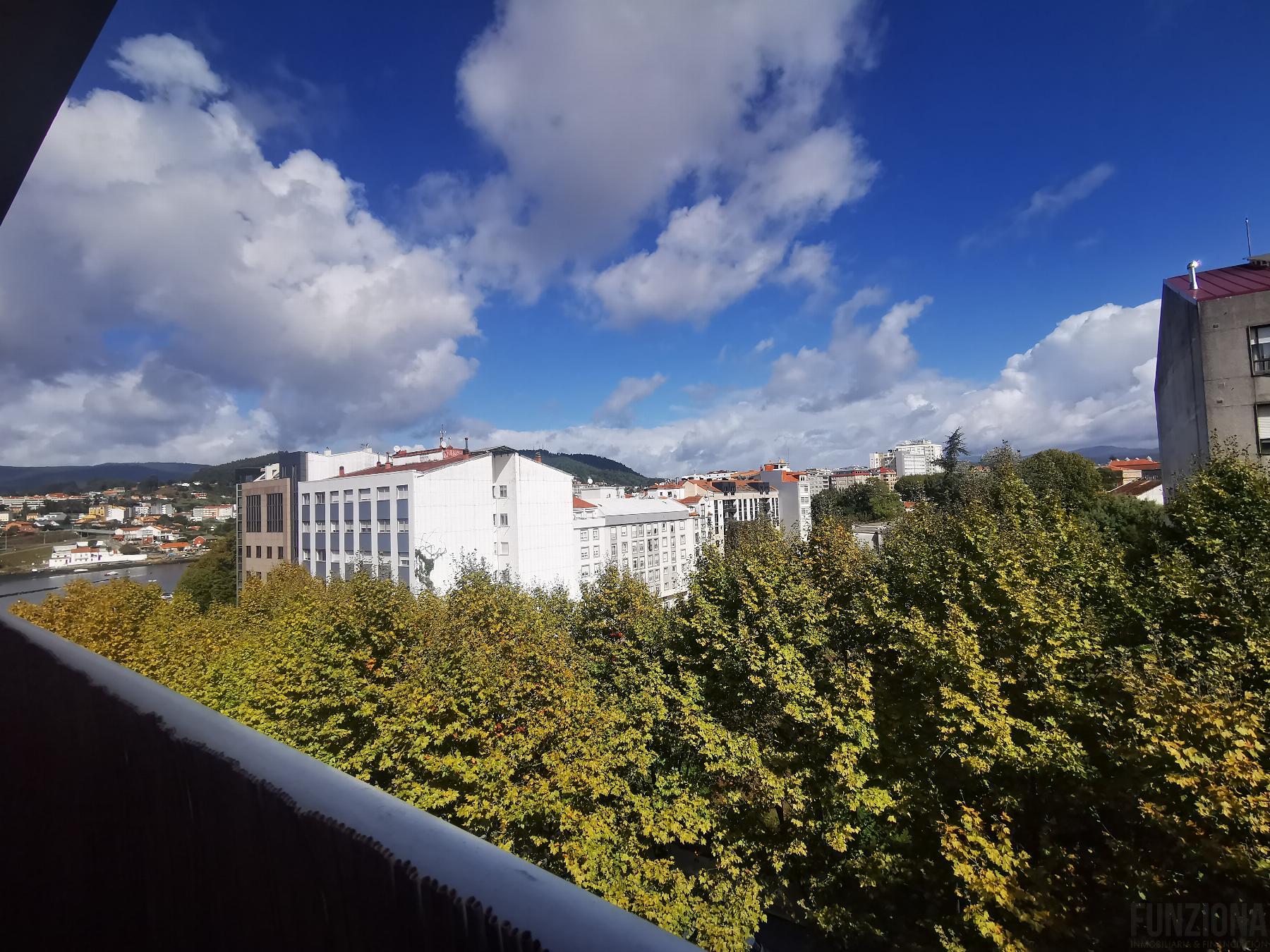 For sale of flat in Pontevedra