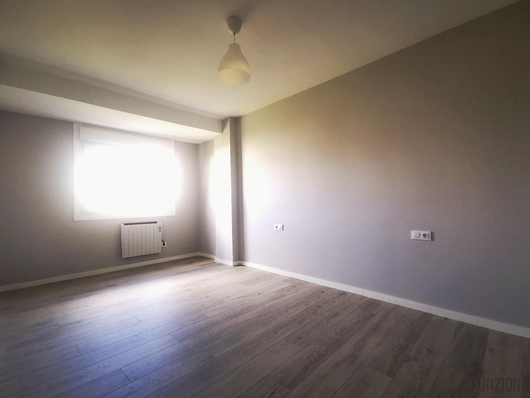 For sale of flat in Pontevedra